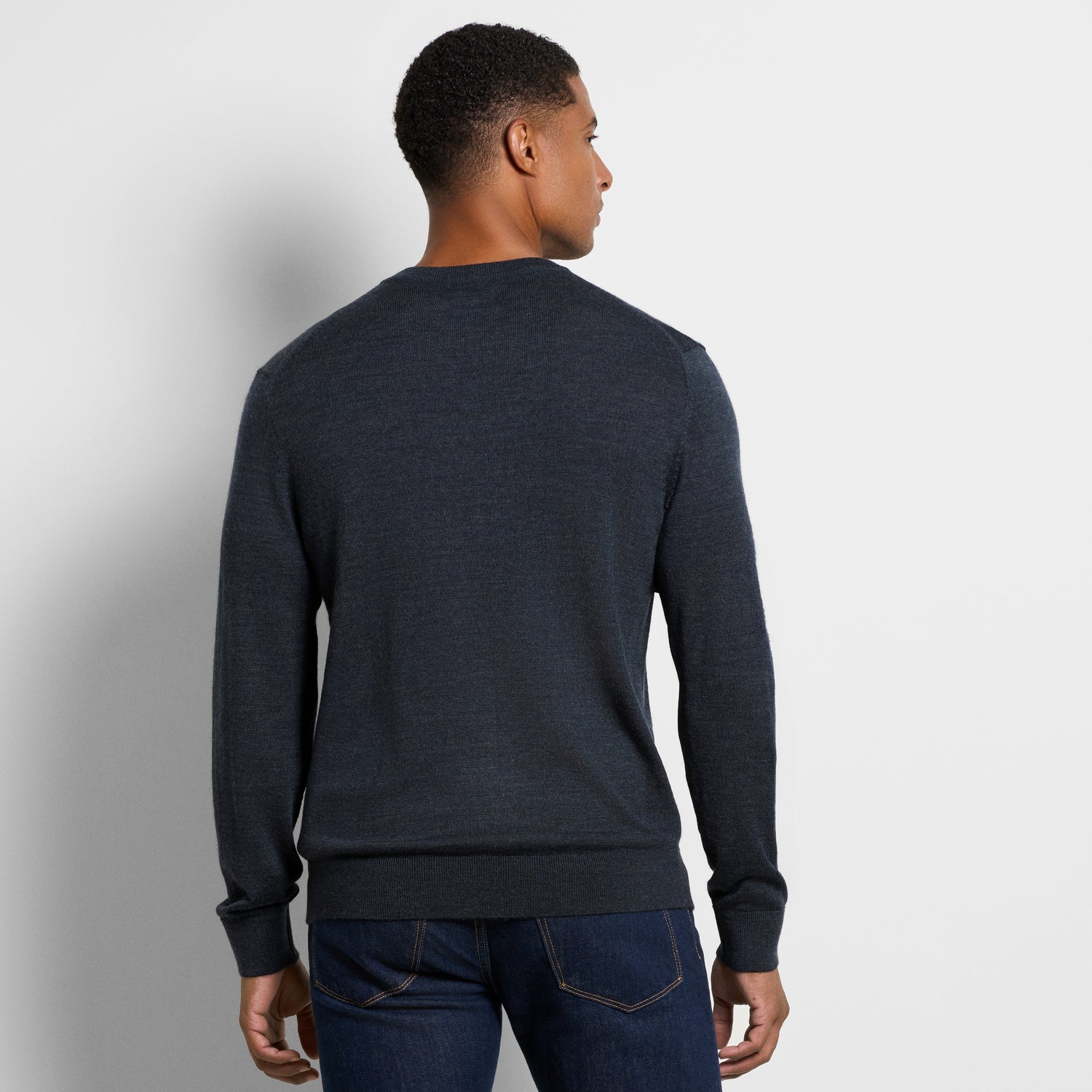 Essential Rhodes Merino V-Neck Sweater – Regular Fit