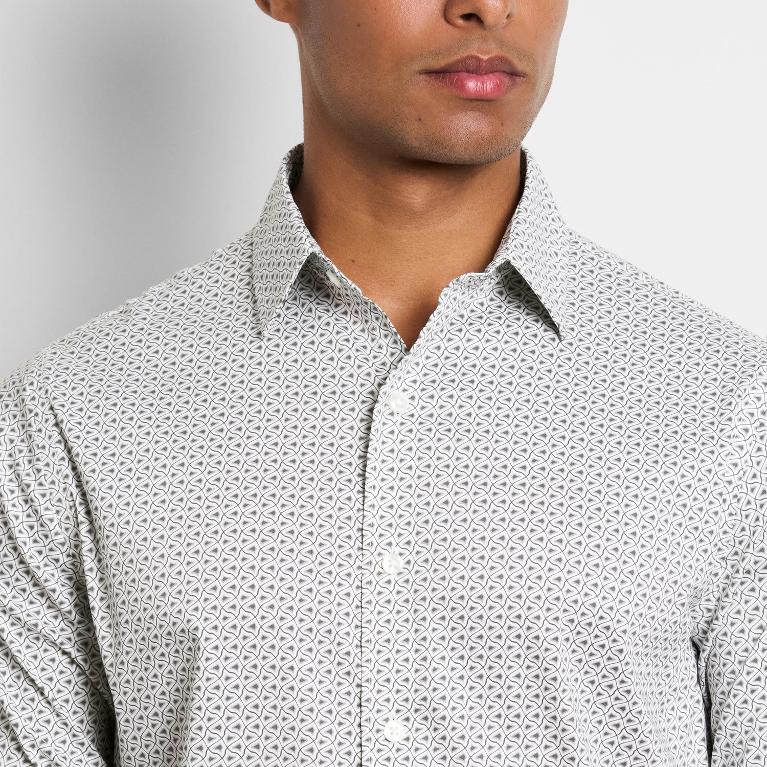 Performance Woven Long Sleeve Button Up Top Mini Print – Slim Fit