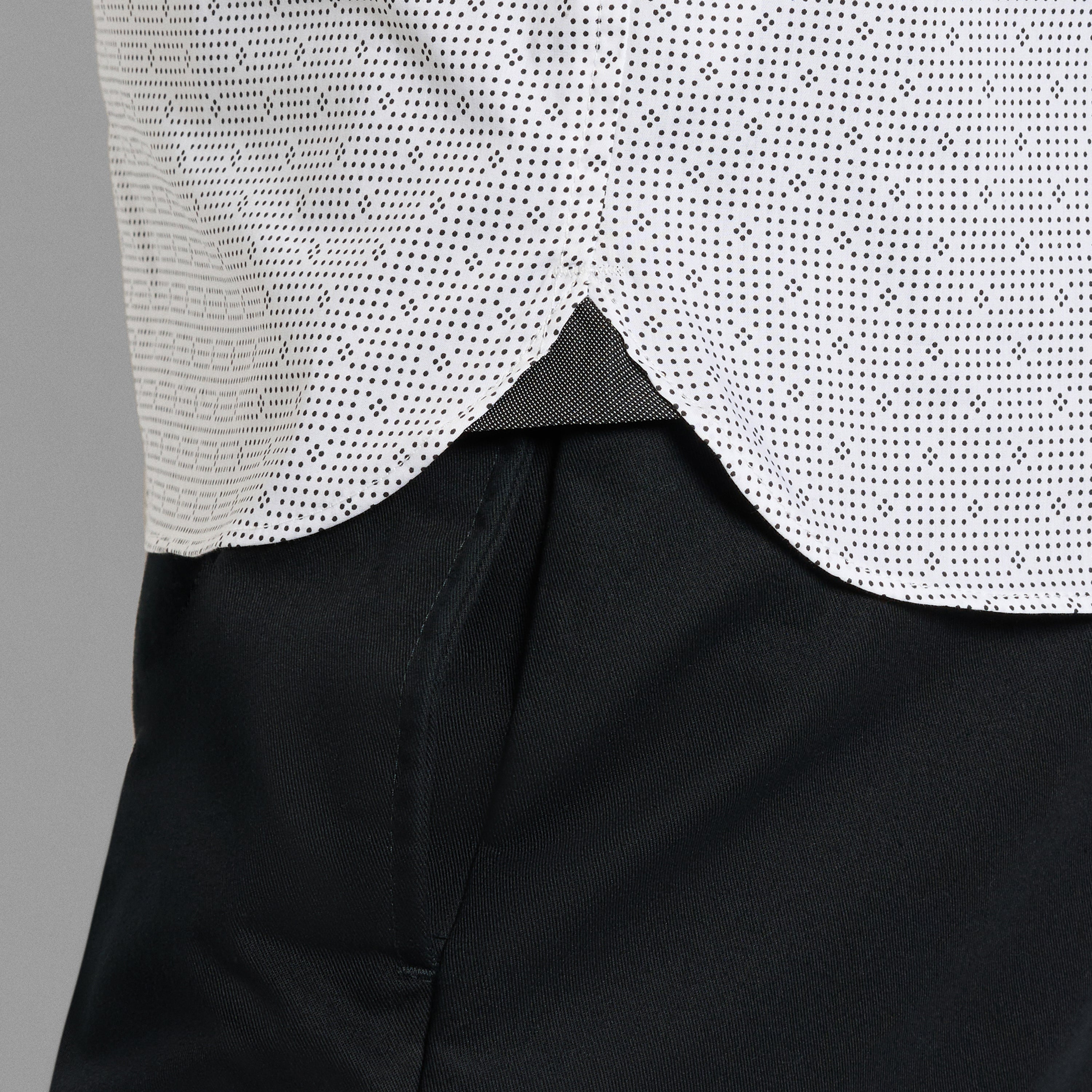 Performance Woven Short Sleeve Shirt Geo Dot Print - Slim Fit – Van Heusen